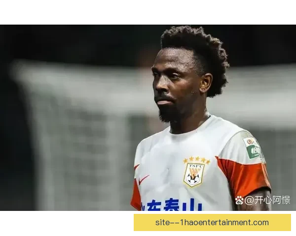 中国男足归化前锋费南多正式加盟上海申花引关注